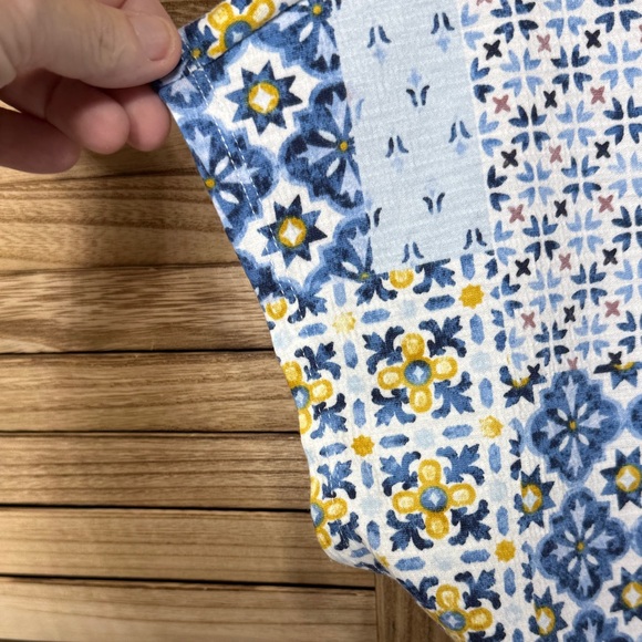 Cato Patchwork Floral Green Blue Yellow Rust  V-Neck Cap Sleeve Top Size L - Picture 2 of 9